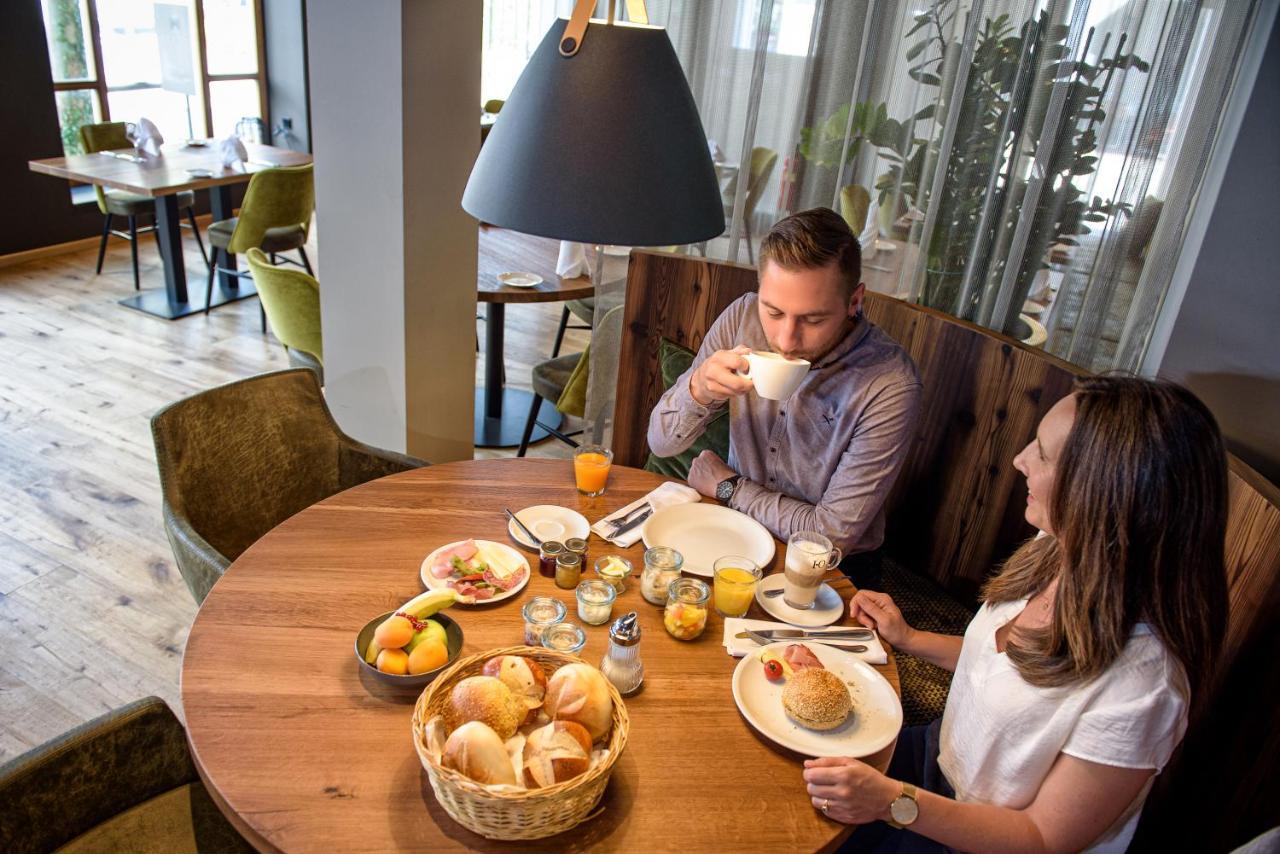 Akzent Hotel Laupheimer Hof 외부 사진